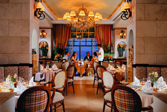 Le Meridien Cancun Aioli Four Diamond Restaurant