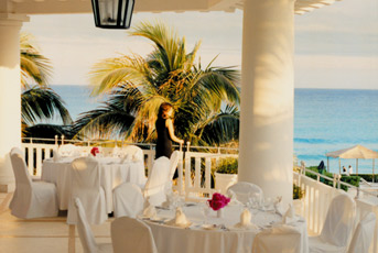 Le Meridien Cancun Open Air Dinner at Aioli Terrace